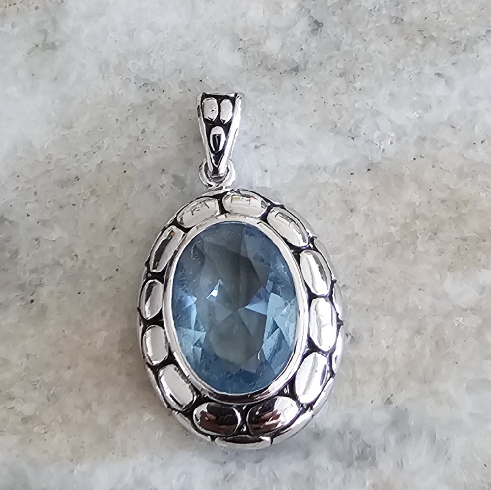 Sterling silver pendant 925